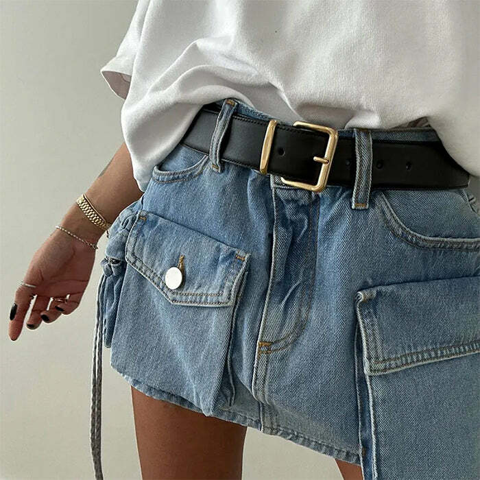 Trendy Denim Cargo Mini Skirt: Perfect for Spring Outfits & Concerts