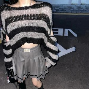 Trendy Grunge Striped Crop Sweater: Perfect for Casual Outfits & Concerts