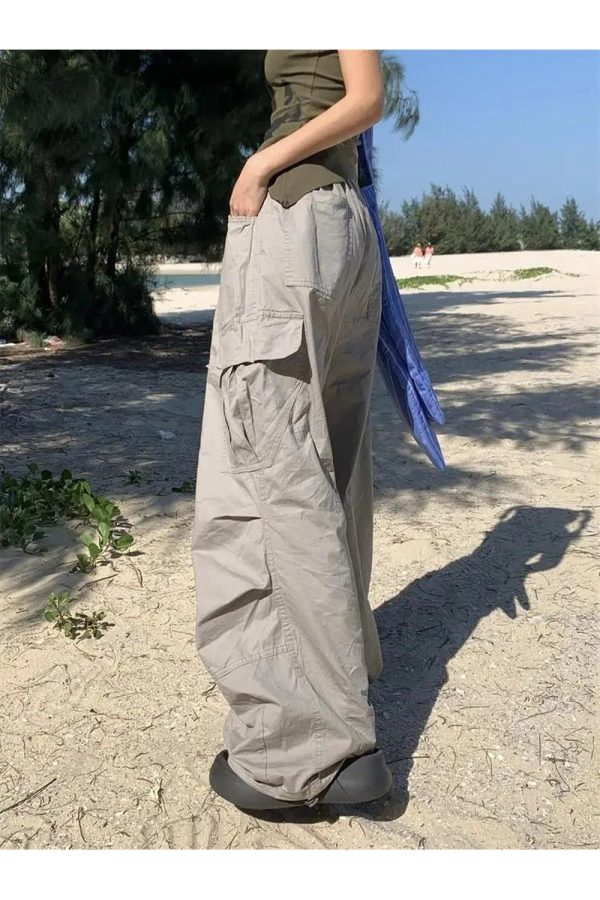 Trendy Oversized Cargo Parachute Pants for Stylish Outfit Ideas