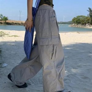 Trendy Oversized Cargo Parachute Pants for Stylish Outfit Ideas