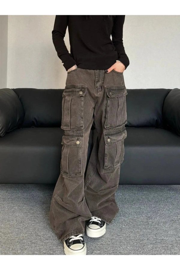 Trendy Oversized Utility Cargo Pants: Perfect for Casual & Concert Outfits