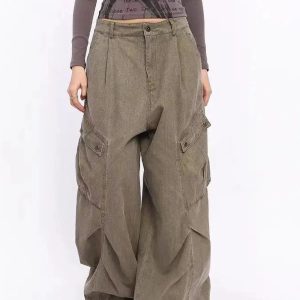 Trendy Oversized Utility Cargo Pants: Perfect for Casual & Concert Outfits