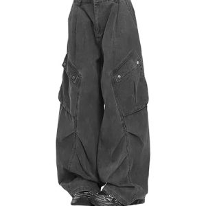 Trendy Oversized Utility Cargo Pants: Perfect for Casual & Concert Outfits