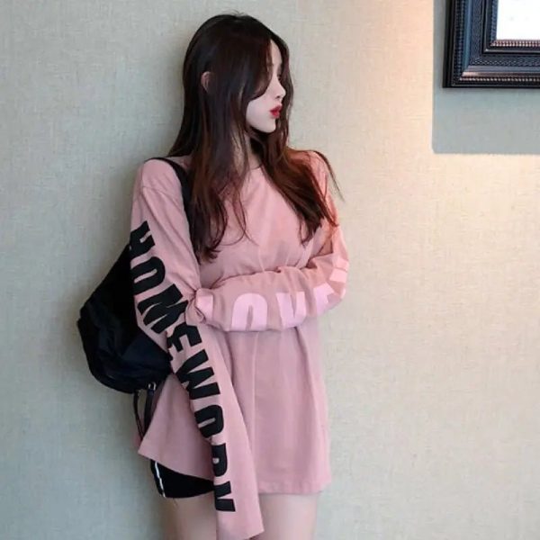 Trendy Pink Oversized T-Shirt: Perfect for Casual Outfits & Concerts