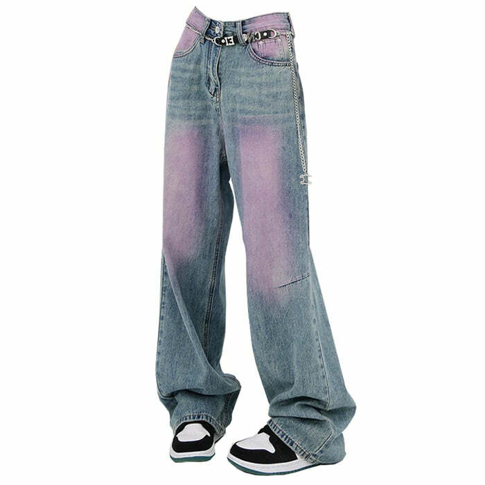 Trendy Skater Girl Baggy Jeans: Perfect for Casual Outfits & Concerts