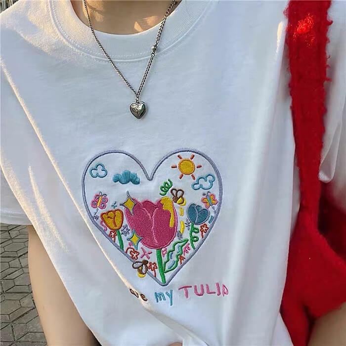 Trendy Tulip Embroidery Aesthetic T-Shirt for Stylish Outfit Ideas