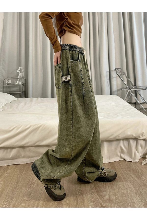 Trendy Ultra-Wide Vintage Cargo Jeans: Perfect for Casual Outfits