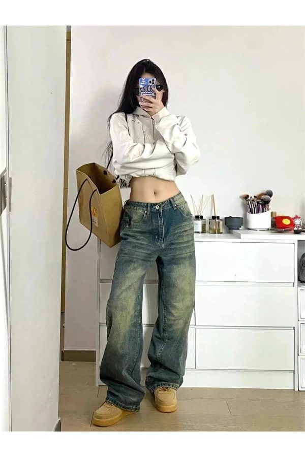 Trendy Washed Low-Rise Baggy Jeans: Perfect for Casual Outfits