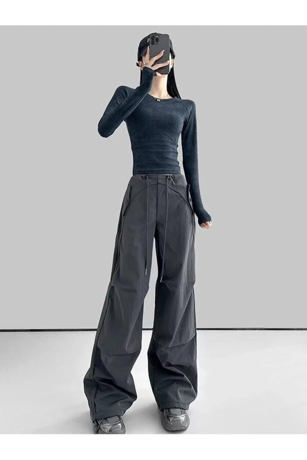 Urban Utility Wide-Leg Cargo Pants: Trendy Outfit Ideas for Every Occasion