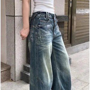 Vintage Fade Wide-Leg Jeans: Perfect for Casual Outfits & Concert Looks