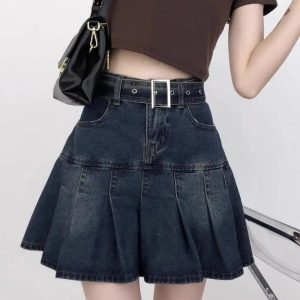 Vintage Pleated Denim Mini Skirt: Perfect for Spring Outfits & Concerts